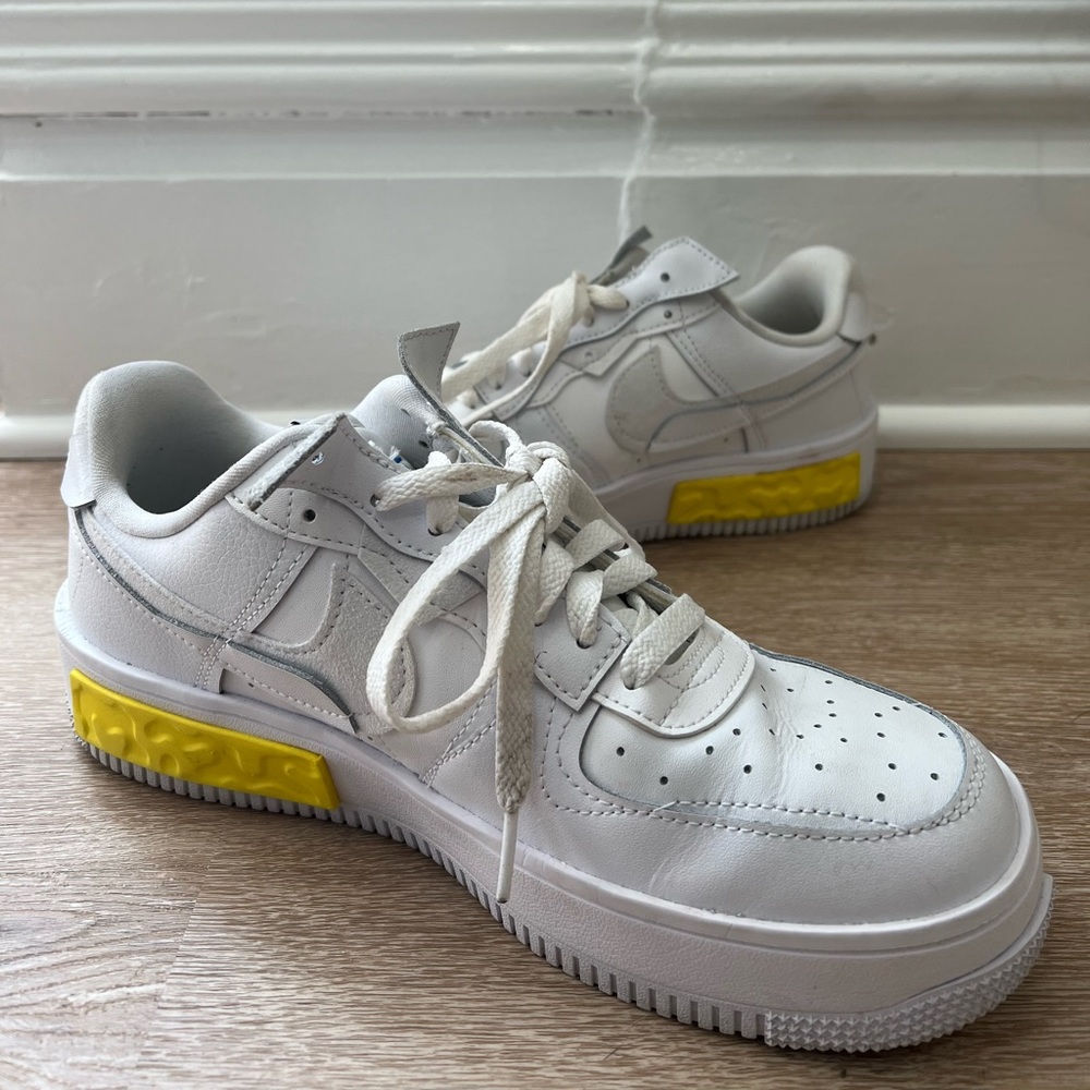 White Nike React Infinity. Great condition.